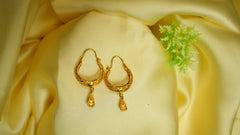 Zariya Hoop Earrings