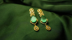 Golden Aura Chandbalis