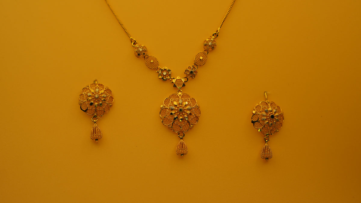 Mehar Royale Filigree Necklace Set