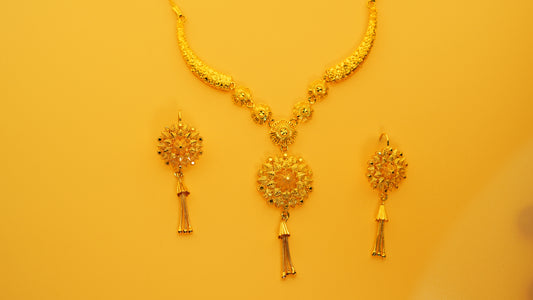 Blossom 22K Floral Necklace Set